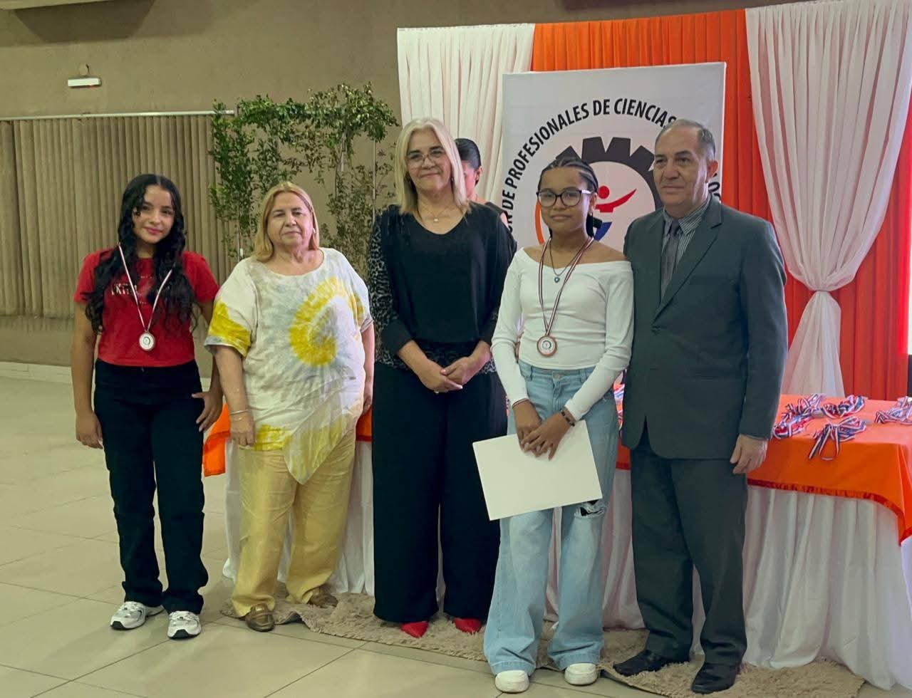 Imagen de WhatsApp 2025-10-15 a las 21.30.51_e32e5b07.jpg